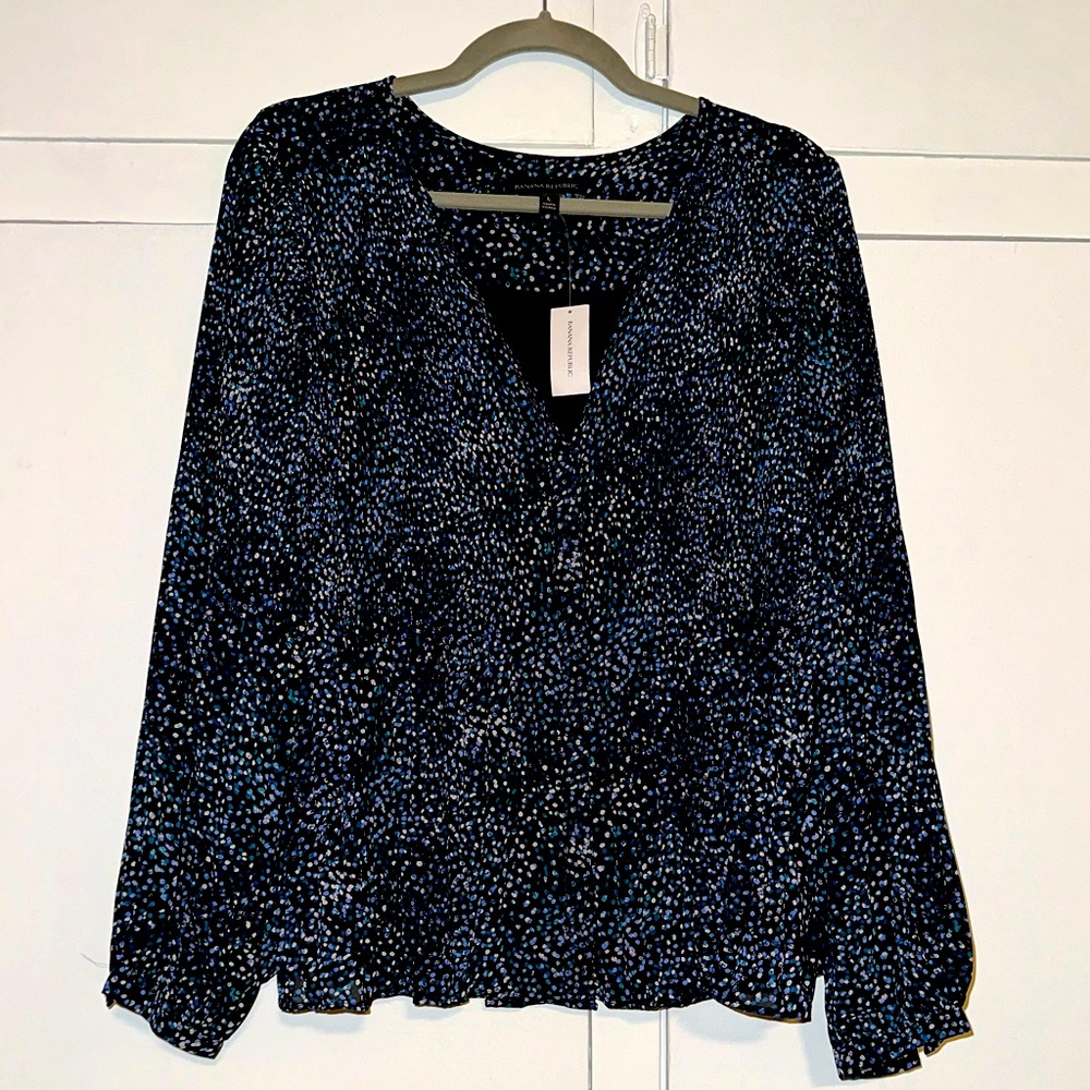 Banana Republic Swing Top